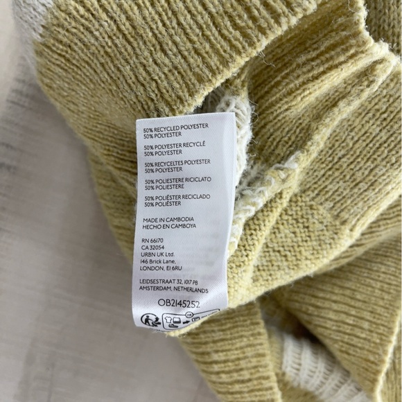 rare BDG x Urban Outfitters cowboy printed oversized soft pullover sweater top - Picture 7 of 7